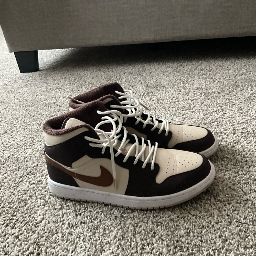 Women’s size 10 mocha Jordan’s